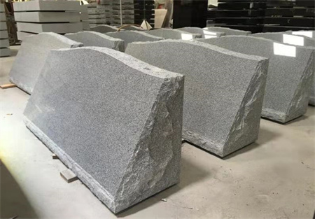 5 Signs of a Reliable Granite Monument Manufacturer