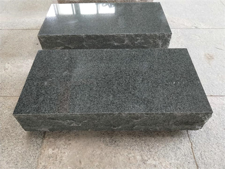 Funeral Stone Supplier with a Focus on Detail